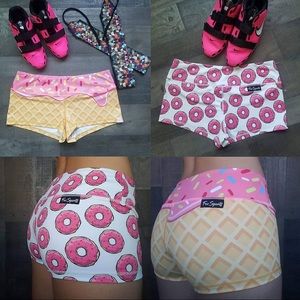 CrossFit/ weight lifting booty shorts